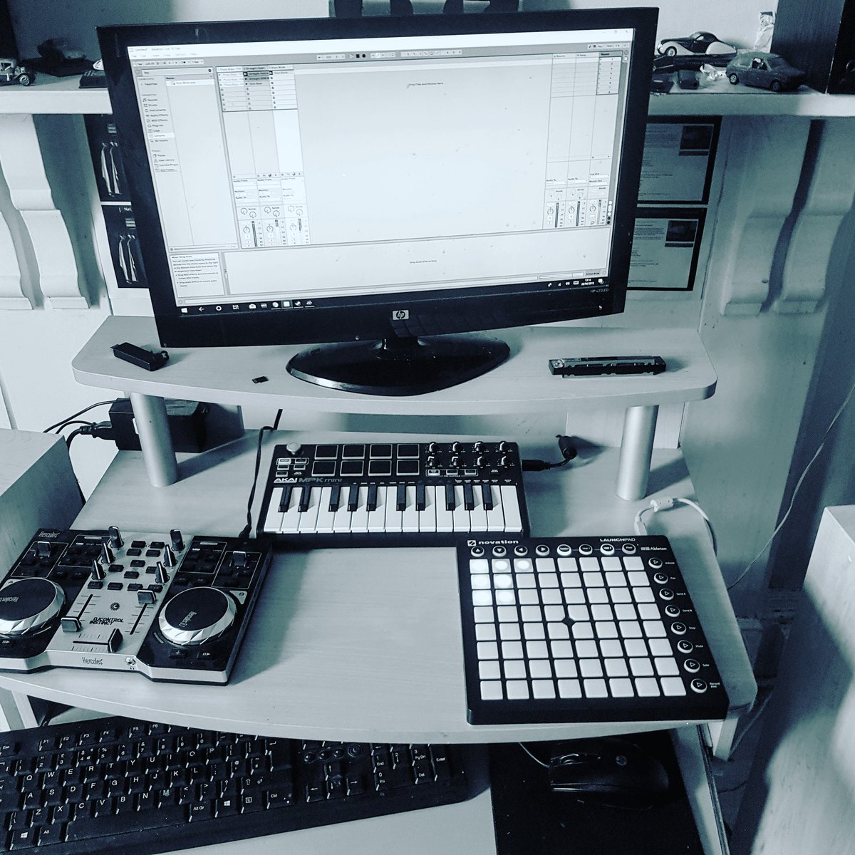 Prodigal_187's tweet photo. #Beats, #Riddim, #Inthemaking, https://t.co/FDbuFfQLeo