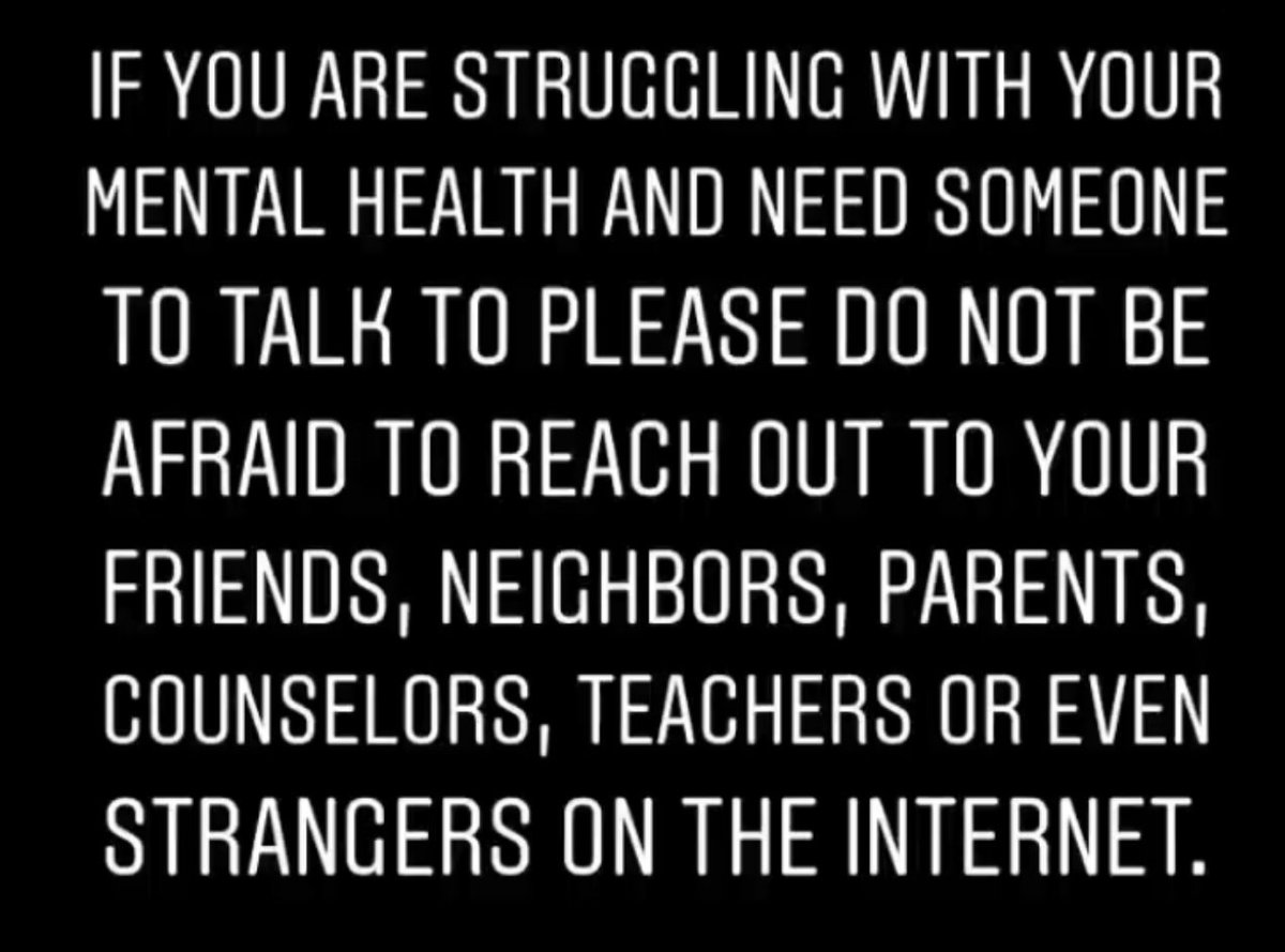 CSIStGeorge's tweet image. May is #MentalHealthAwarenessMonth & we wish to remind everyone that help is always available @csinews & @CSIStGeorge. Whether to the Counseling Center in 1A, or to advisors, faculty, or staff, please do not hesitate to reach out. #mentalhealth #WeAreCSI