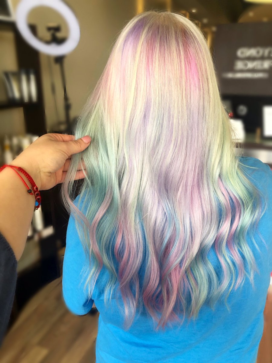 beyondfringe's tweet photo. Mermaid hair don’t care💜💚💕🧜🏻‍♀️
By master artist *Alejandra*
936-447-2887
#paulmitchellfocusplussalon #paulmitchellpro #americansalon #modernsalon #iheartpm #licensedtocreate #behindthechair #haircolor #hairstylist #hairsalon https://t.co/PysfWsFmt3
