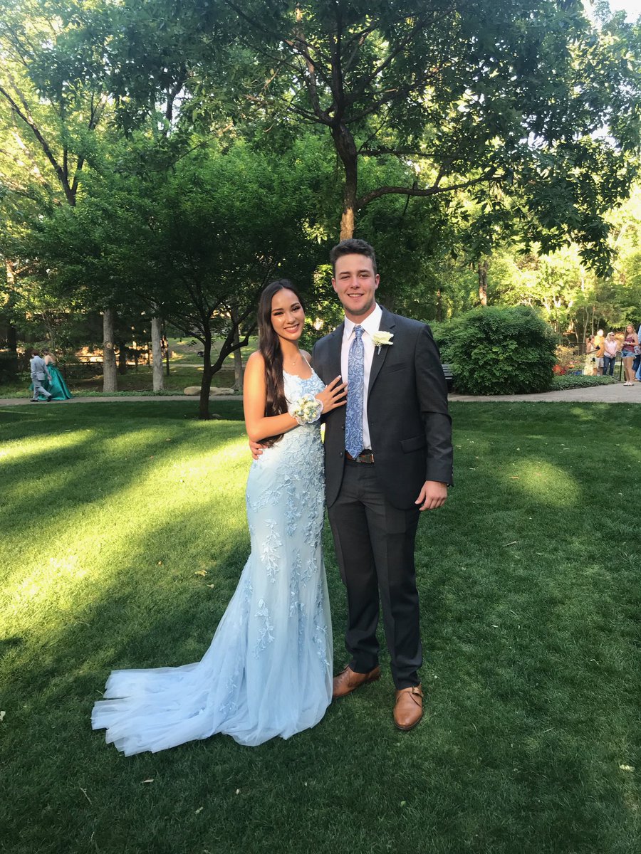 seanherrel7's tweet photo. Prom ‘19 https://t.co/vD6z9wmF6j