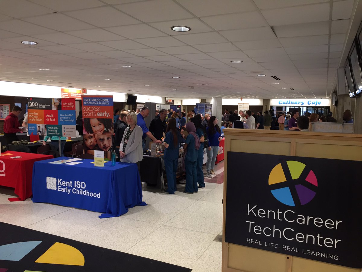 williamsmith53's tweet photo. #KentISD & #KCTC #LeadingLearning as the #FirstChoiceForService as a #ConnectorAgency - connecting students & employers at the WestMichExpo! https://t.co/IKkEVsbuq5