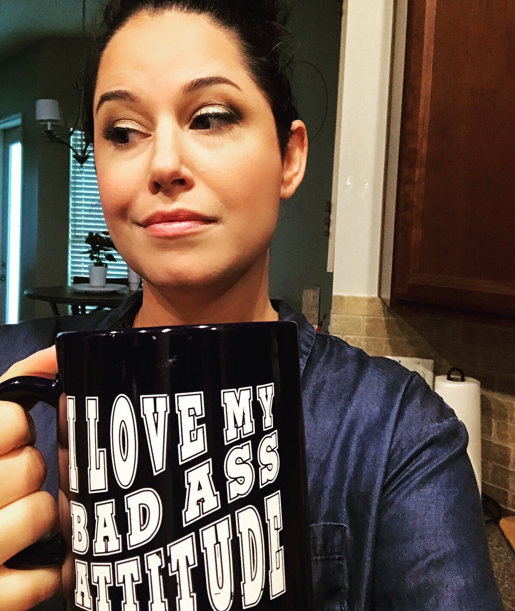 JenBroomallArt's tweet photo. ☕️ Waiting for the coffee to brew and busting out the big mug for this morning. Running late because I had a chiropractor appointment this morning I will be streaming soon loves! ✨Twitch: broomclosetstudio
#broomclosetstudio 
#needcoffeetofunction
#twitchstreamer 
#womenincomics https://t.co/fFprx51ELr