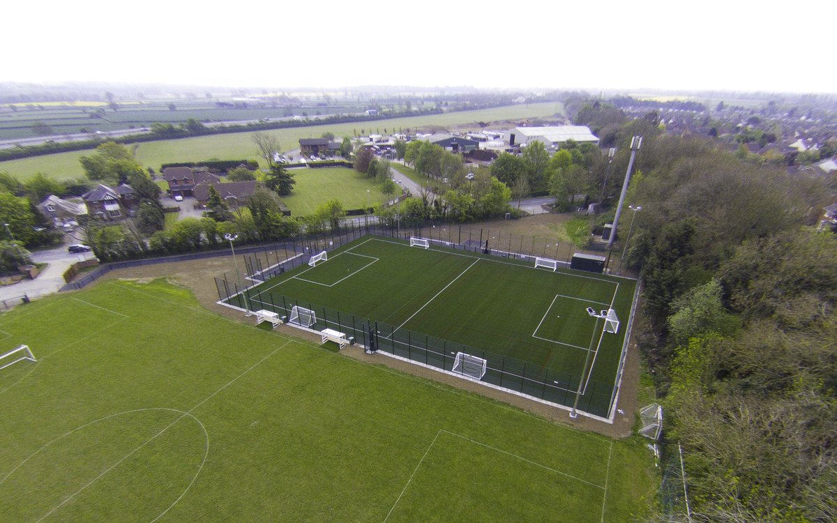 CLsurfacesltd's tweet image. Pitch at Saffron Dynamo F.C, Leicester looks great thanks to all the good work done by those involved. @CLsurfacesltd @WoodholmeC @LanoSportsUK @FootballFoundtn @PlaydeckUk @BlabyDC @CSportsTurf @HarrodSport @sjbfloodlighting @BLFencing @genan_uk @Envirostik1 @BorderSportsLtd