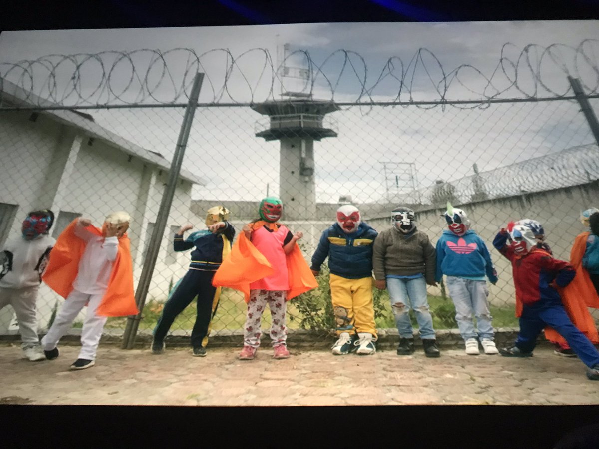 USMexicoFound's tweet photo. Last week we had the honor to be with @saskianino , founder of @Reinserta , as @VitalVoices recognized her for her work with children born in jails.
Thank you for inviting us to be with you in such a special night, and cheers on many more awards -and donations- to come! https://t.co/La3RKo3bIb
