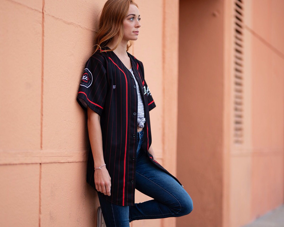 RapidThreads's tweet image. We combine your logo with our high quality products to empower your brand. 🔸🔹#RapidThreads #LeagueApparel