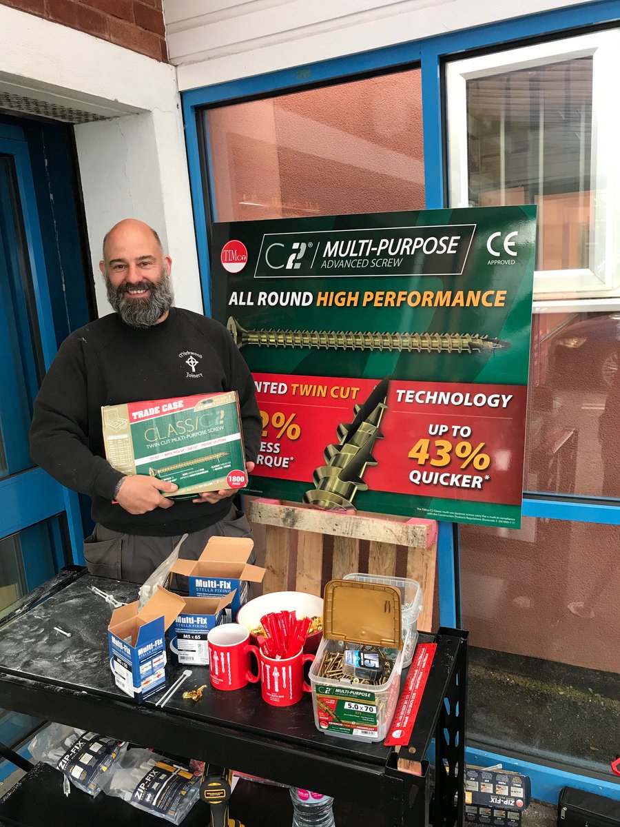 MKMLlandudnoJun's tweet image. Well done to Steve Antrobus from Mirkwood Joinery who won the @TIMco_tweets driving challenge with a time of 4.99 seconds!