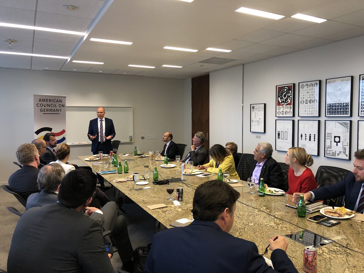 GISS_SYDNEY's tweet photo. Good discussion on the challenges facing the transatlantic relationship with @Peter_Beyer Appreciate you candour! Thanks for another great event by @ACG_USA #LA https://t.co/gZCy1WIeJs