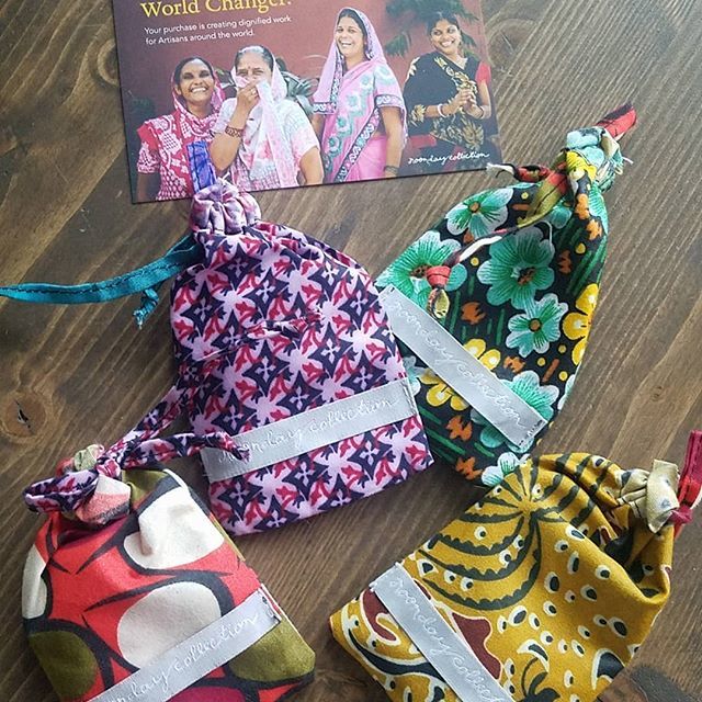 ButzTera's tweet photo. The packaging is even stunning! #noondaycollection https://t.co/f6mFOLLr8A
