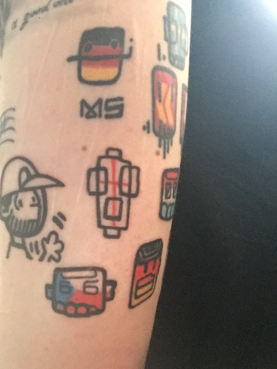 shoelace26's tweet photo. #posttraumatictour tattoo complete (next to my Chester Tat): Kerrang, Reading Fest, Cologne, Stockholm, Hannover, London, Prague, Amsterdam, Luxembourg. An incredible experience; so grateful for the friendships,memories &amp; being able to support @mikeshinoda 🙌🏻
@LPFanCorner https://t.co/aT2rIiFdQ3