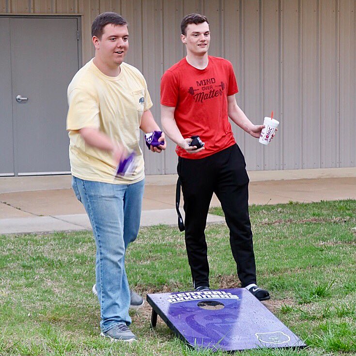 centralcculture's tweet photo. S T U D Y  B R E A K
Whether you still have finals or you’ve already said goodbye to school, come hang out from 6:30 to 8:00 tonight for food and games! https://t.co/rklTRU6Iiy