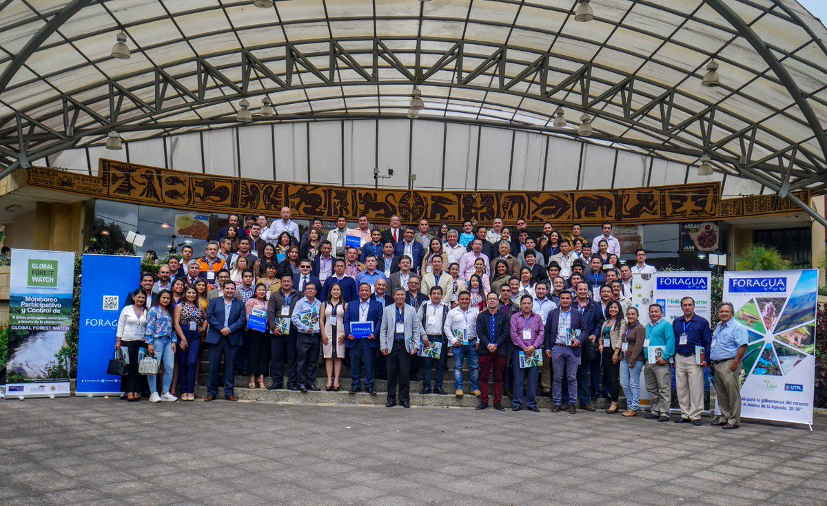 FRANGORSA's tweet photo. Socializamos el Modelo de Gestión de @FORAGUA a  los Alcaldes y concejales electos de la zona 7 que participaron del workshop sobre herramientas para la gobernanza de fuentes de agua para consumo humano organizado por @utpl  y FORAGUA. #ProamazoniaEC  #GADFORAGUAUTPL https://t.co/hcUxWolNtc