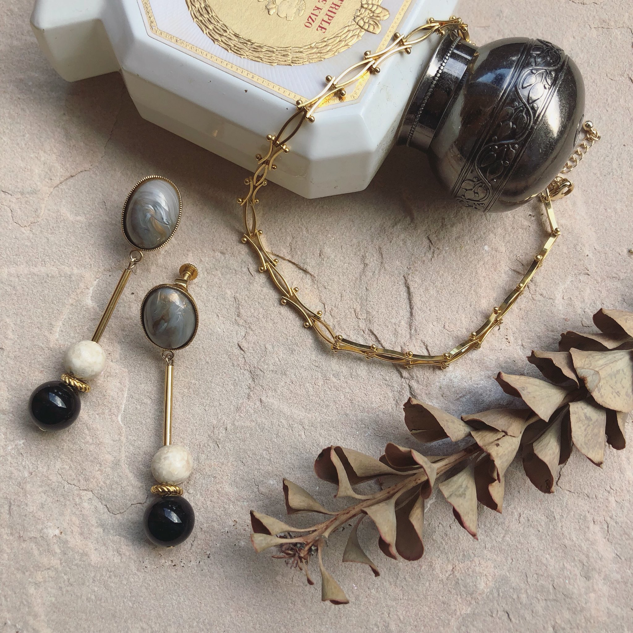 Rytas On Twitter: "1/3に放送されました 「石原さとみのすっぴん旅Inスペイン」 にて、イヤリングを着用頂いておりました。  こちらも5/19 #デザインフェスタ49 に若干数持っていきます。 また、後日オンライン予約販売も予定しておりますので改めて告知致します ...