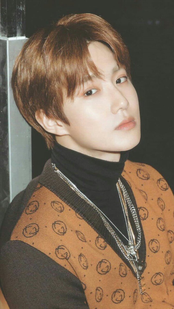 sehunosh98's tweet photo. leader kesayangan 
#BBMAsTopSocial EXO @weareoneEXO https://t.co/ZY5HAlgCaH