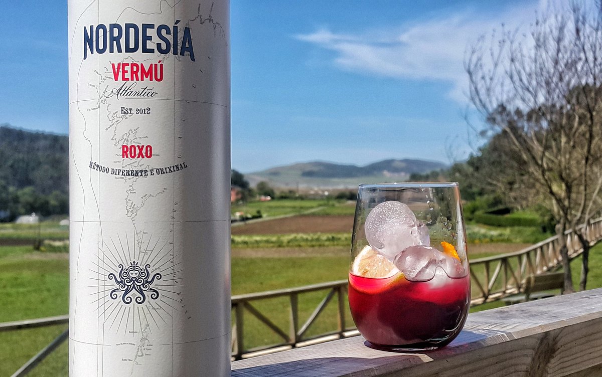 Nos está quedando un día bastante memorable... 💚🌱

¿Qué tal el vuestro? 🍸🔝

#Nordesía #VermúGalego