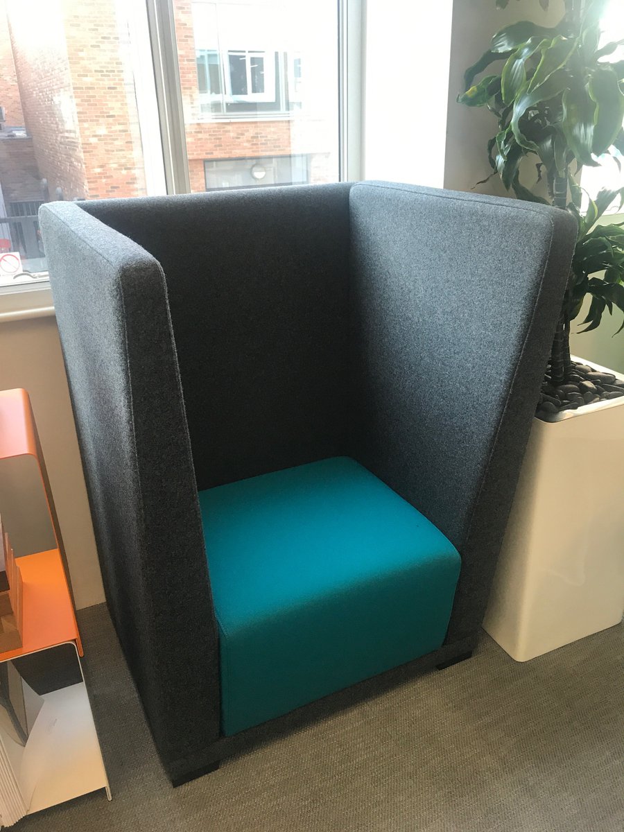WhoOrderedRice's tweet photo. Check out these ebay #officefurniture #exshowroom listings! #clearance #bartable #screens https://t.co/btMFhxNuTL https://t.co/VDF2anzBwd