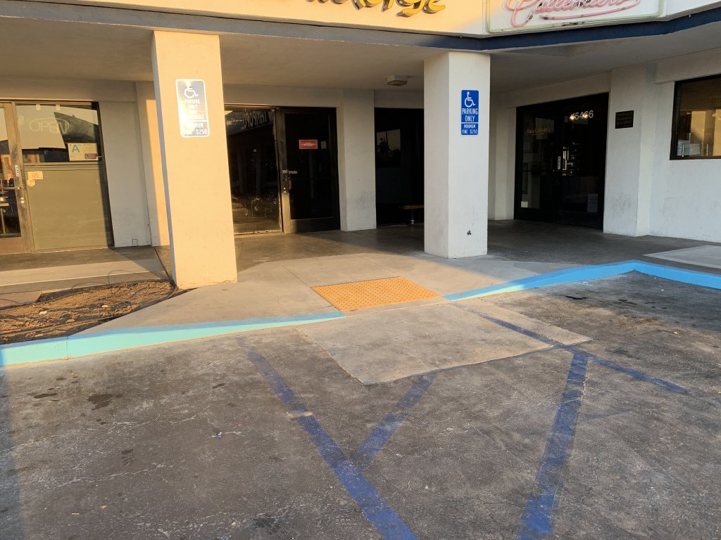 ADA_Compliance's tweet photo. ADA Contractor https://t.co/NvEdcEvMoy https://t.co/b09HvMjC6E