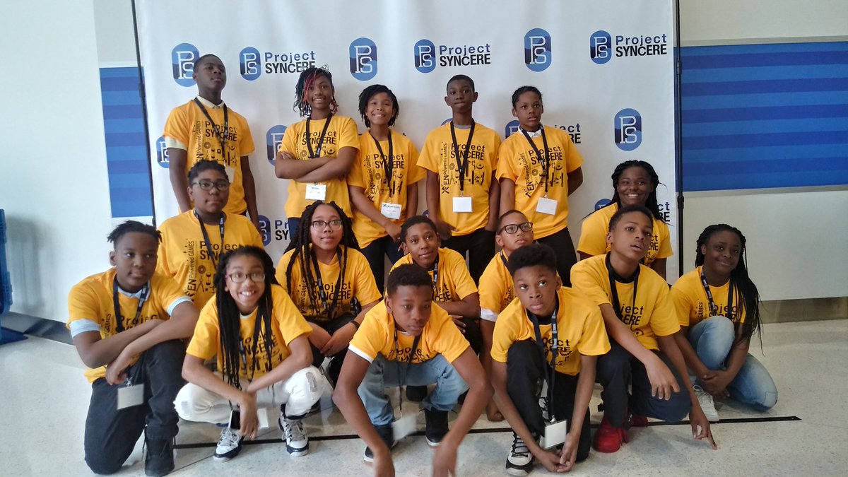 Team building, communication, collaboration, and DOMINATION!!! <a href="/TiltonSTEM/">Tilton Elementary</a> engineers about to take the stage @ProjectSYNCERE Empowered Games <a href="/WintrustArena/">Wintrust Arena</a>. #epg2019