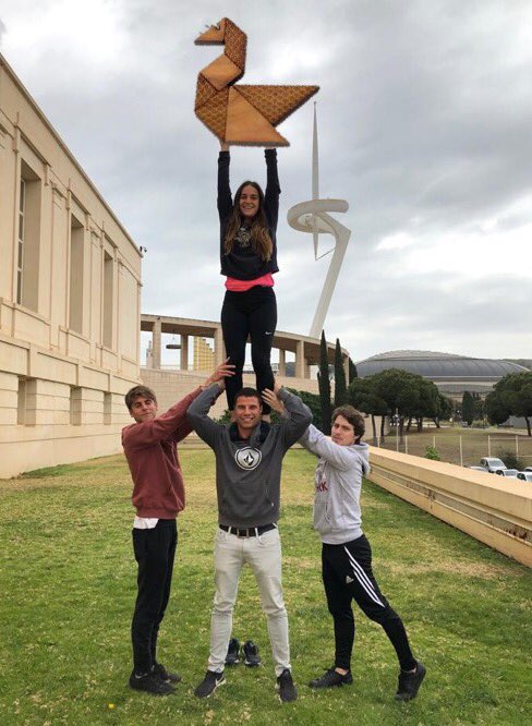 xals66's tweet photo. Alguns dels equips guanyadors de la primera etapa del #2019topprogram ens mostren els seus tangrams d'una manera original, creativa i molt esportiva
Enhorabona i ànims per afrontar la recta final https://t.co/17Qpgyi04s