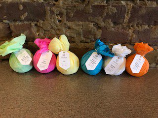 JavaPrimoHS's tweet image. School is coming to an end! Celebrate  all that hard work throughout the year by relaxing in the tub with a bath bomb! Newly restocked with our popular fragrances. #BathBombs #MamaSaid #CelebrateGoodTimes