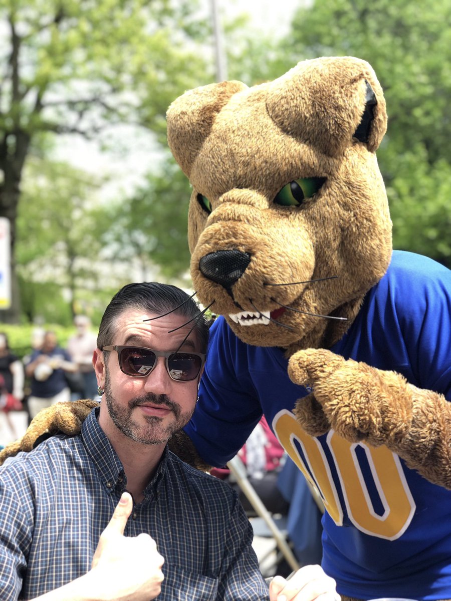PittSHRS's tweet photo. The students might be home for the summer, but @PittTweet campus was buzzing today for the Chancellor’s #PittPicnic for faculty and staff. #H2P #PittSHRS #RocRocks #PittIsLit https://t.co/aATS0BNXdd