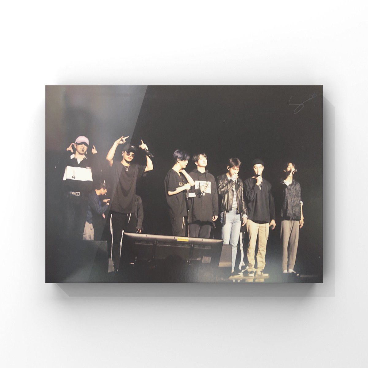 valkmarkson95's tweet photo. #BBMAsTopSocial GOT7 @GOT7Official https://t.co/Z7og8YSuP0