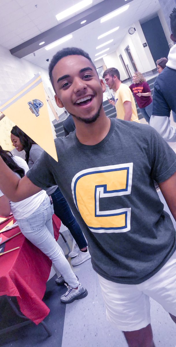 sheddelijah1's tweet image. UTC bound!!!!! #IChoseUTC #CollegeSigningDay #BetterMakeRoom