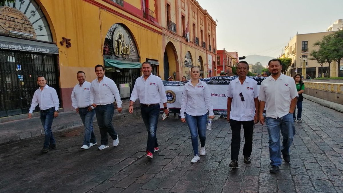 SindicalistaMx's tweet photo. #1deMayo #1mayoDiaDelTrabajo #DiaInternacionaldelosTrabajadores #DíaInternacionalDelTrabajo #qroorgullodemx #Querétaro #CTM #CTMQueretaro https://t.co/OvUySbl4Gq