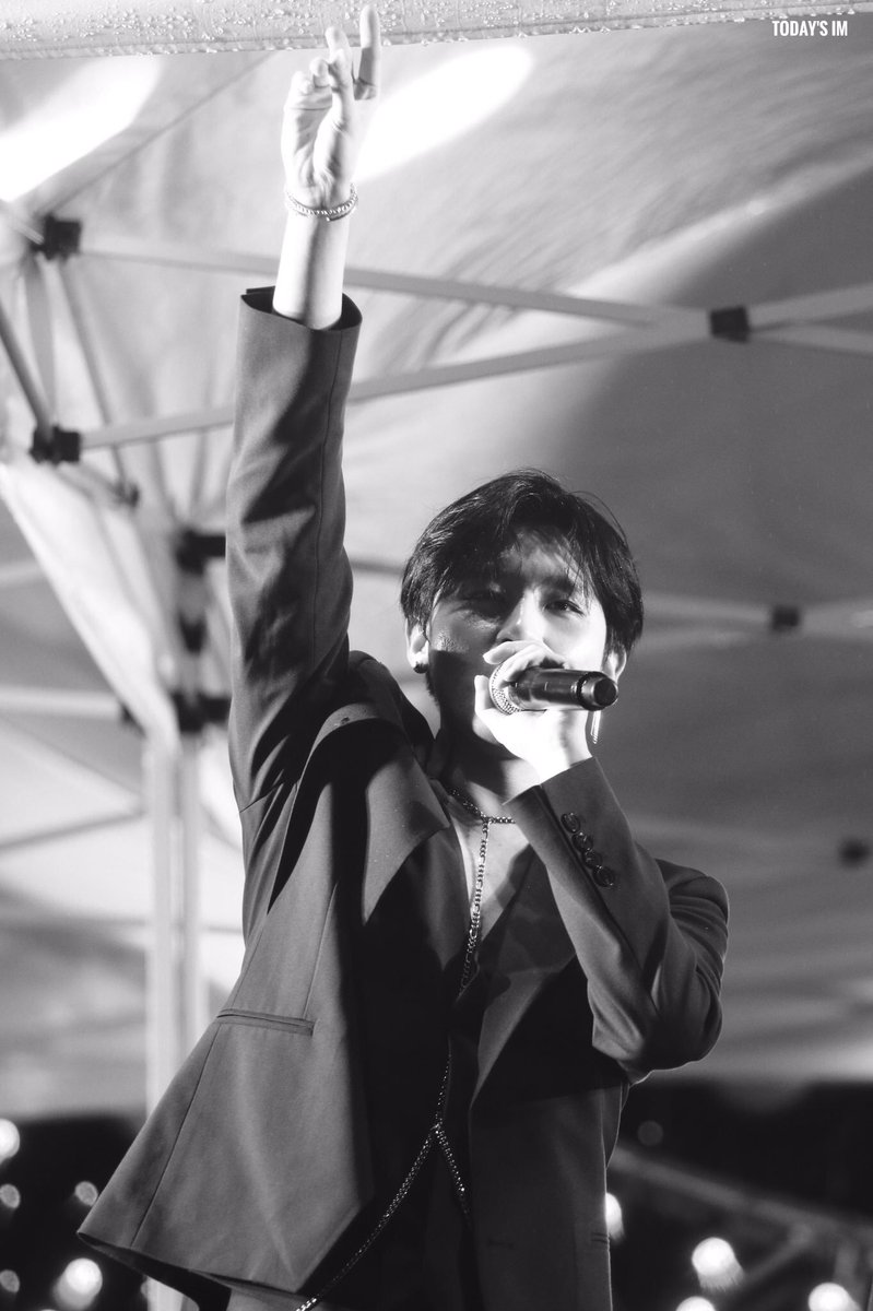 n년 전 오늘의 아이엠 tweet media