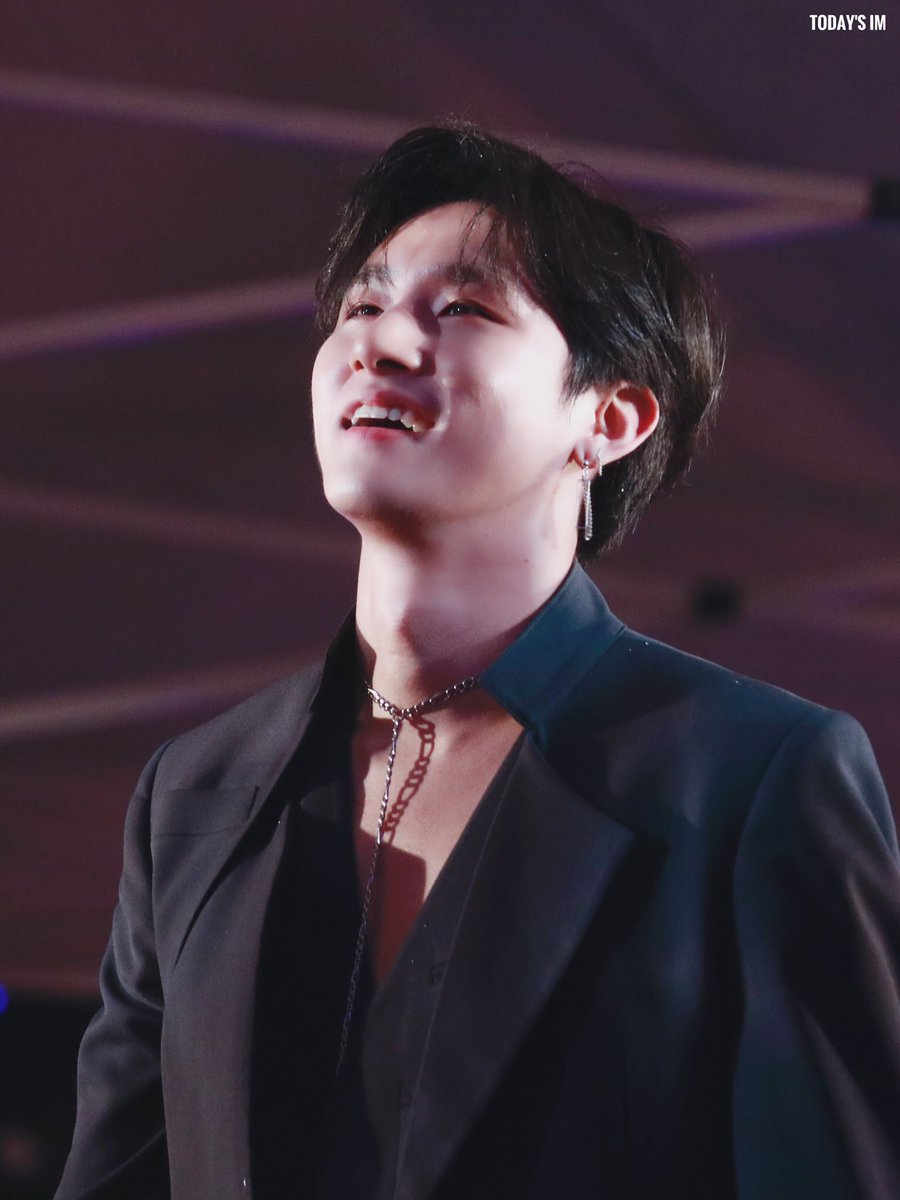 n년 전 오늘의 아이엠 tweet media