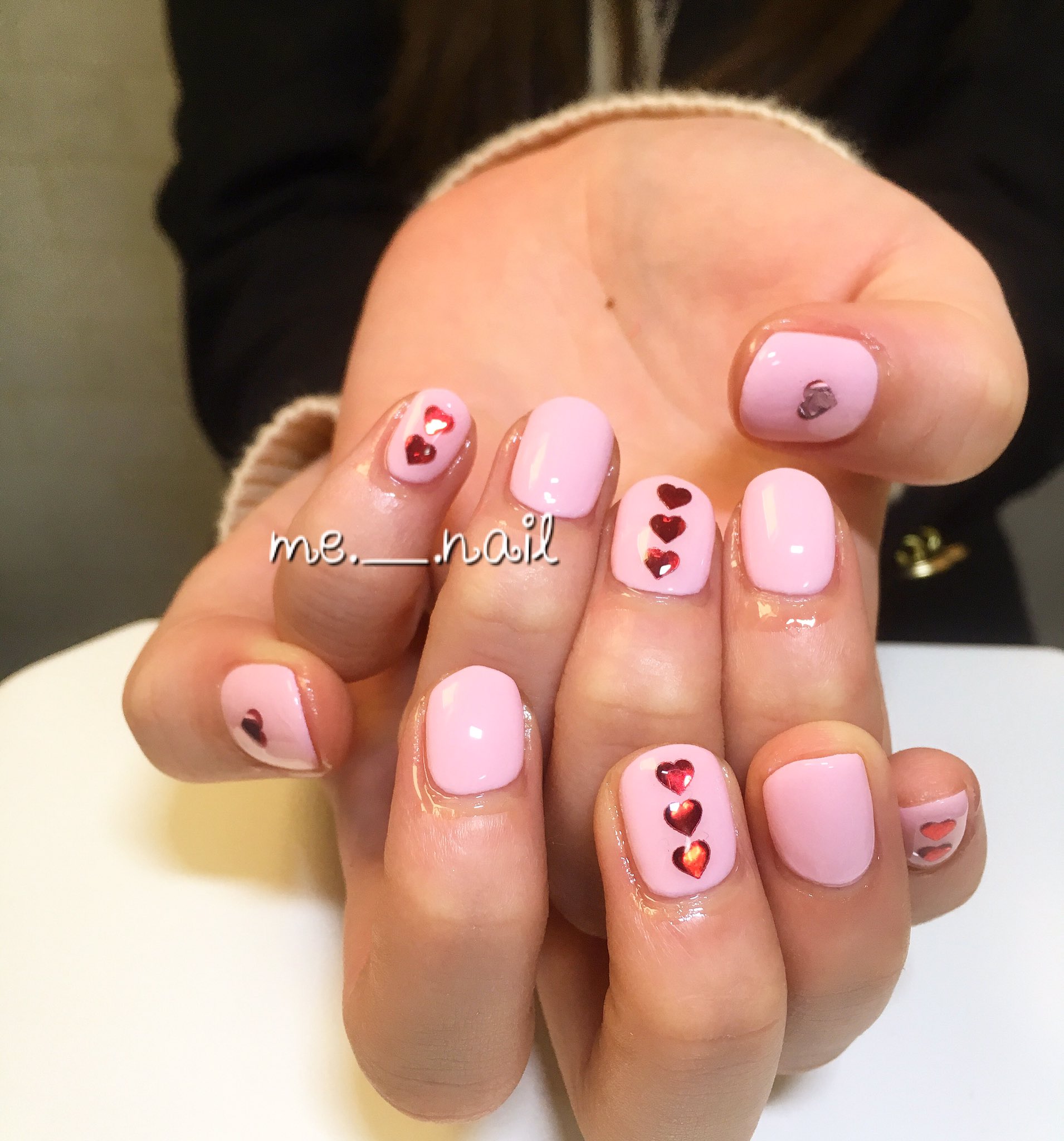 Meg とっても可愛らしいお客様 4月から高校生になったばかりのお友達の娘さん 私も高校生だったら同じデザインしたかったーー ネイル ジェル 鶴見 横浜 川崎 格安ネイル 駅近ネイル 新規お客様募集 京急鶴見30秒 T Co Uxuvqenqmb