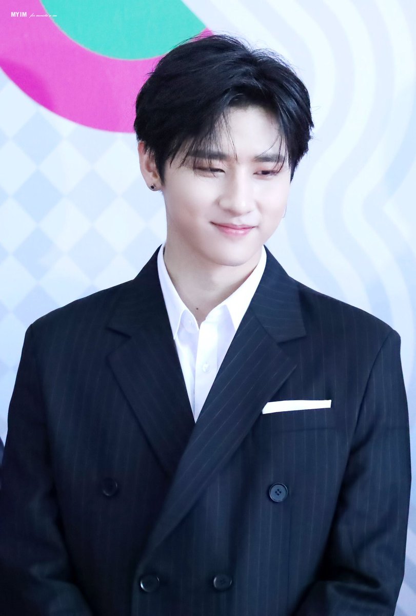 n년 전 오늘의 아이엠 tweet media