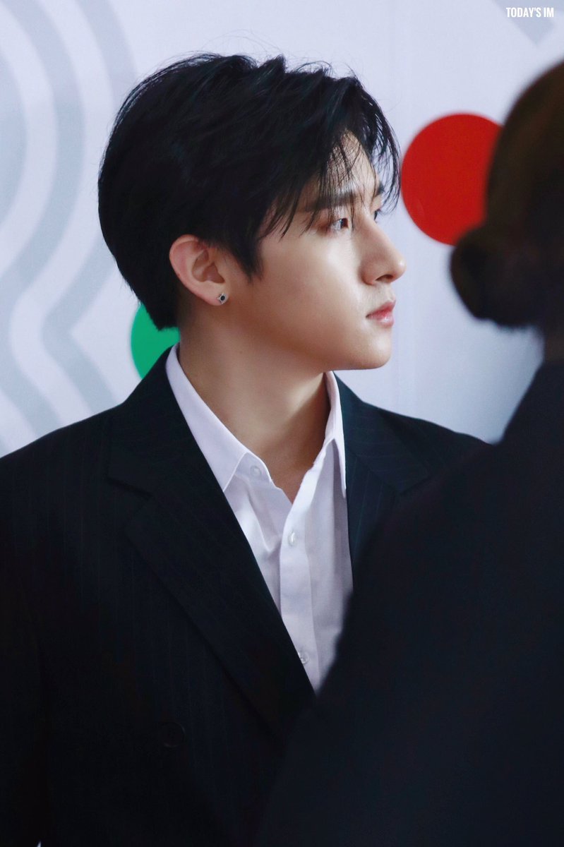 n년 전 오늘의 아이엠 tweet media