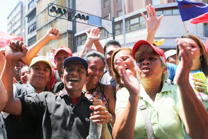 View image on Twitter