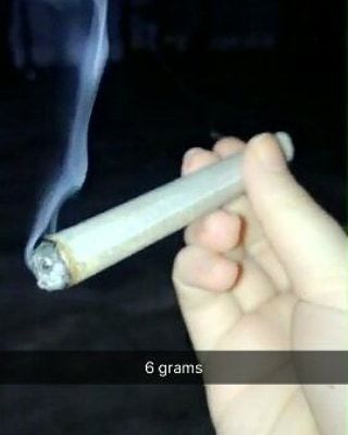 jointsandjoints's tweet photo. From @nyjroller, 6 #grams dawg 
#gangagirls #girlswhosmoke #cannabis #highsociety #420girls #gangagirls420 #cannabisculture #gangagirlsnextdoor #gangagirlsofig #ganja #weedstagram #stoner #maryjane #weed #stayhigh #kushqueens #weedporn #high #staylifted … https://t.co/6CPDTcGODr https://t.co/Gs4X1tJd9b