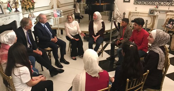 EmilyJayneLauri's tweet photo. Check out my latest blog on why governments across the world must develop education systems that focus on tolerance &amp; open-mindedness ↓ https://t.co/Dmf4bQZZfw #GenerationGlobal https://t.co/i6BLET01jP