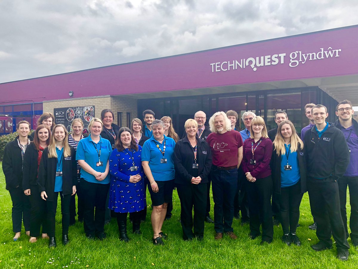 XploreScienceUK's tweet photo. It’s been a successful day here at TQG with over 200 primary school children coming to see @MartyJopson’s live show as well as engaging with our hands on exhibits! 

Now time for a quick photo and relax! 

#MyTQG https://t.co/0JRlmobtjk