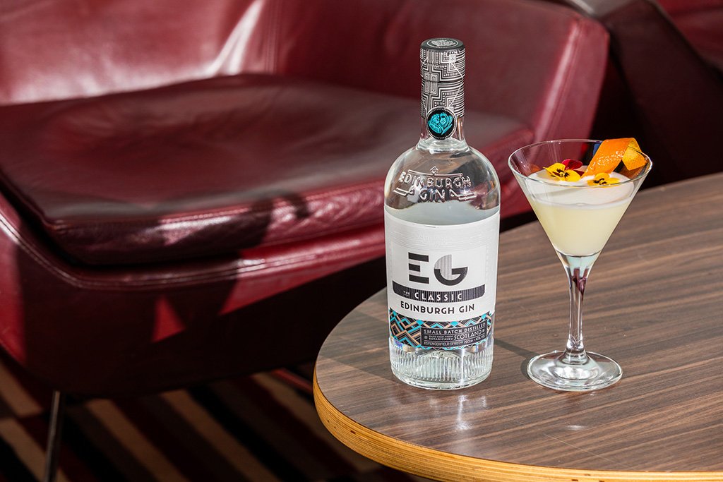 HarveyNichols's tweet photo. Calling all cocktail lovers. @Cocktailsinthec is back 3 – 4 May @thehubroyalmile.
#HNEdinburgh have partnered with @Edinburgh_Gin to create some fantastic cocktails for this event. See you at the bar 🍸
#CITCEDIN https://t.co/uuj8dffs2M https://t.co/Q0a1axzF7G