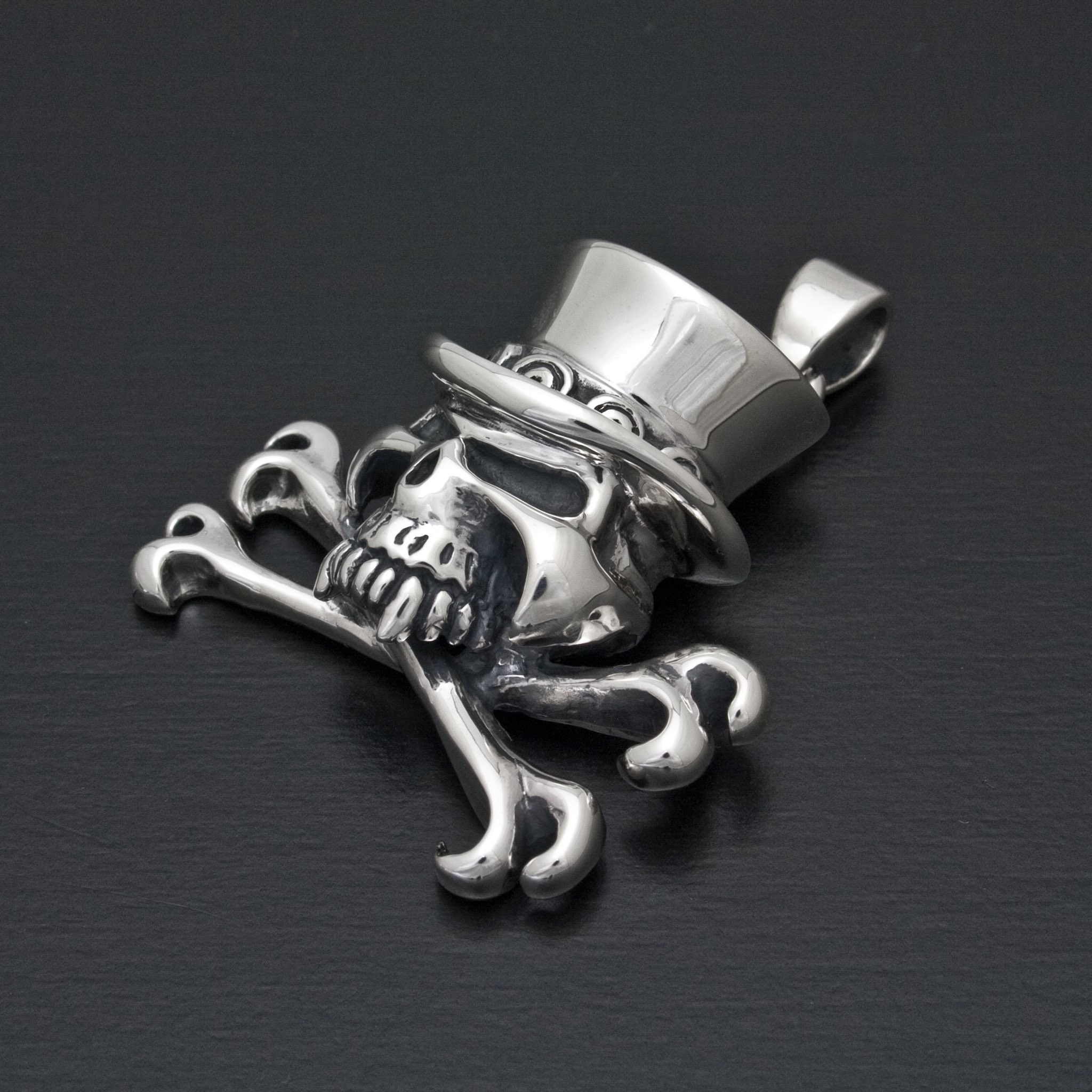 THIRTEEN DESIGNS (thirteen_skull@) / X THIRTEEN DESIGNS (thirteen_skull@) / X