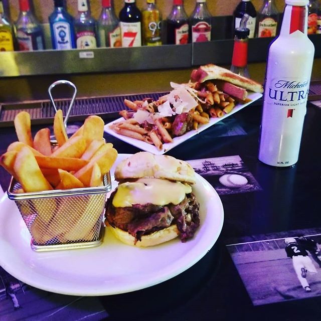 jhowardscafe's tweet photo. Beef n Beer Cheese on an Onion Bun..... Pasta Rojo..... https://t.co/o088pQ8HUA