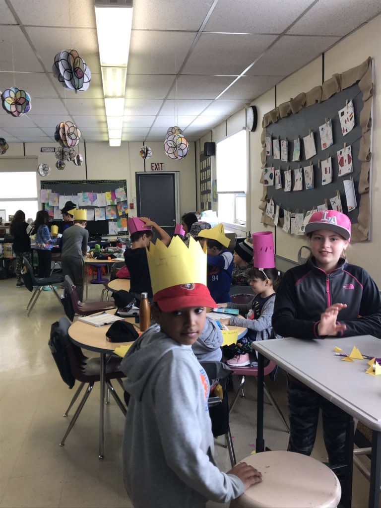 MrsColeTeaches's tweet photo. Amazing to see so many classes participating  @HatsOn4Aware and wearing their hats in support! The gr5 #PYPX group focusing on #mentalhealth taught PYP classes to make paper crowns and sailor so everyone could participate! #ECSDFaithinspires @StClementECSD @EdmCathSchools https://t.co/HhxOta6BP8