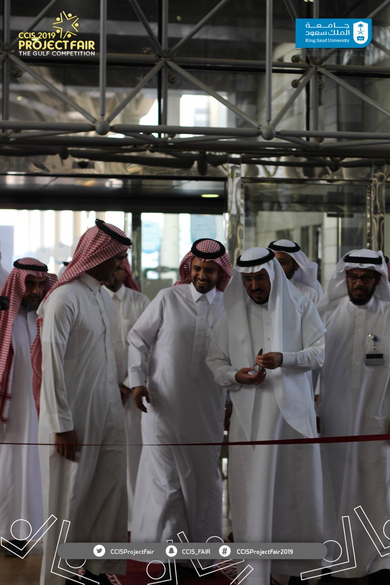 CCISProjectFair's tweet photo. يحدث الآن :
افتتاح المعرض السنوي للحوسبة بحضور 
-سعادة وكيل الجامعة أ.د.عبدالله السلمان 
-سعادة وكيل وزارة الاتصالات وتقنية المعلومات د.أحمد الثنيان 
-سعادة عميد كلية الحاسب والمعلومات د.منصور الزعير 

#CCISProjectFair2019 https://t.co/a28teHw0RH