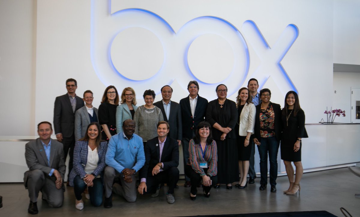 DoreenBogdan's tweet photo. Incredible day in #SiliconValley with #virtualreality, balloon #Loon #connectivity, #impactcloud, #data4good, and affordable fiber. Thank you @facebook @Google @Box @Sonic https://t.co/DXnSMiMOp3