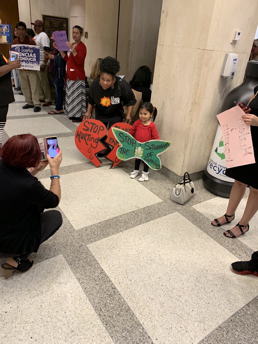 CFLCLAA's tweet photo. #MAYDAY1 action #FloridaStateCapitol faith organizers, groups from Miami and Orlando getting ready to fight #SB168 anti-immigration bill @OrgFlorida @CentralFLAFLCIO @LCLAA @FLImmigrant @HCCapopka @orange_cta #1u https://t.co/3D6kUBDgjX