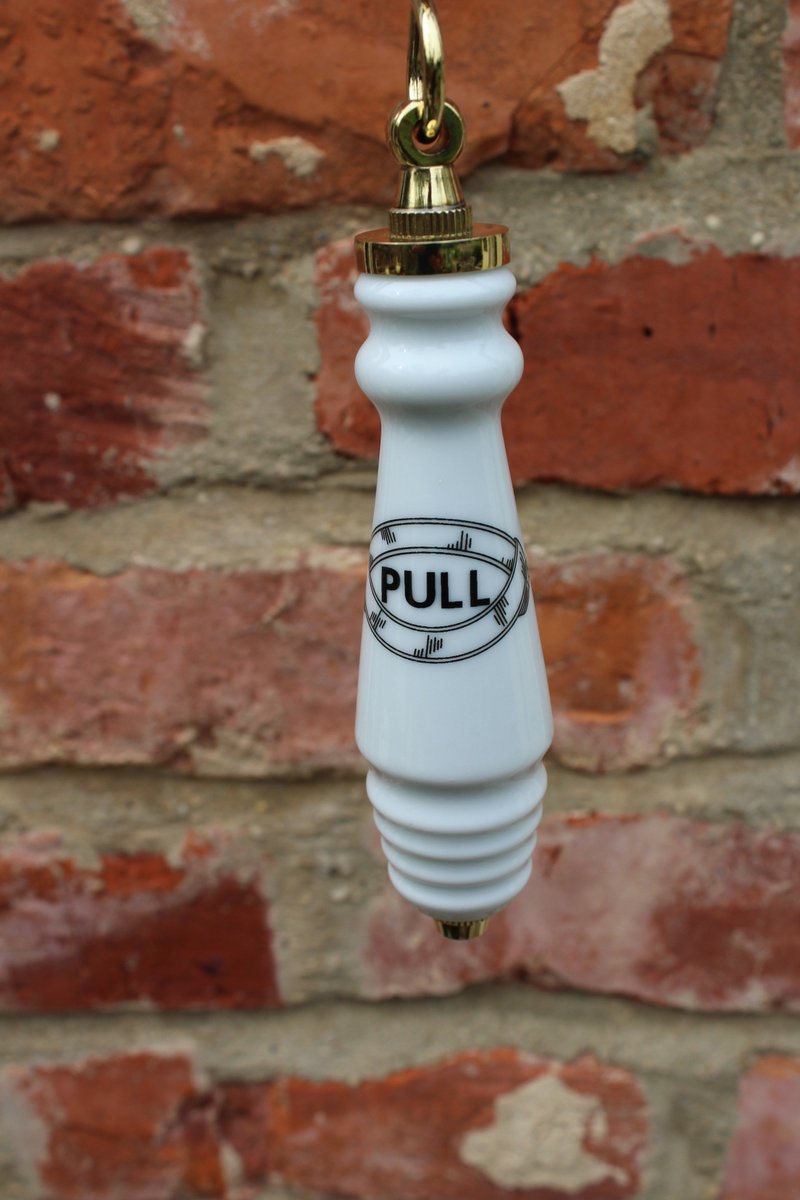 CoxsArchitect's tweet photo. We now have a good selection of High Level Flush Pulls in stock, available with Brass chain as well. https://t.co/L1M2YwyBtS