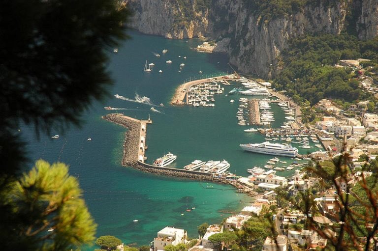 _viajarmelhor's tweet photo. Roteirinho italiano imperdível mesclando as belezas da #CostaAmalfitana com a #IlhaDeCapri. Impossivel não se apaixonar 😍 

https://t.co/sCxpIA5xX4 https://t.co/R36AqhFHx4