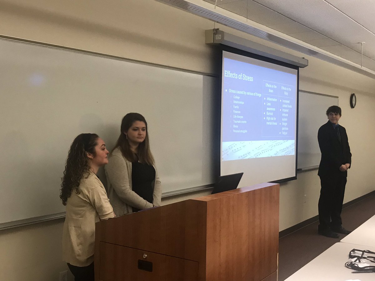 LorasHonors's tweet photo. Awesome job Music and the Mind on your Legacy presentation! #duHonors #Legacy https://t.co/Gn2tvFQtpe