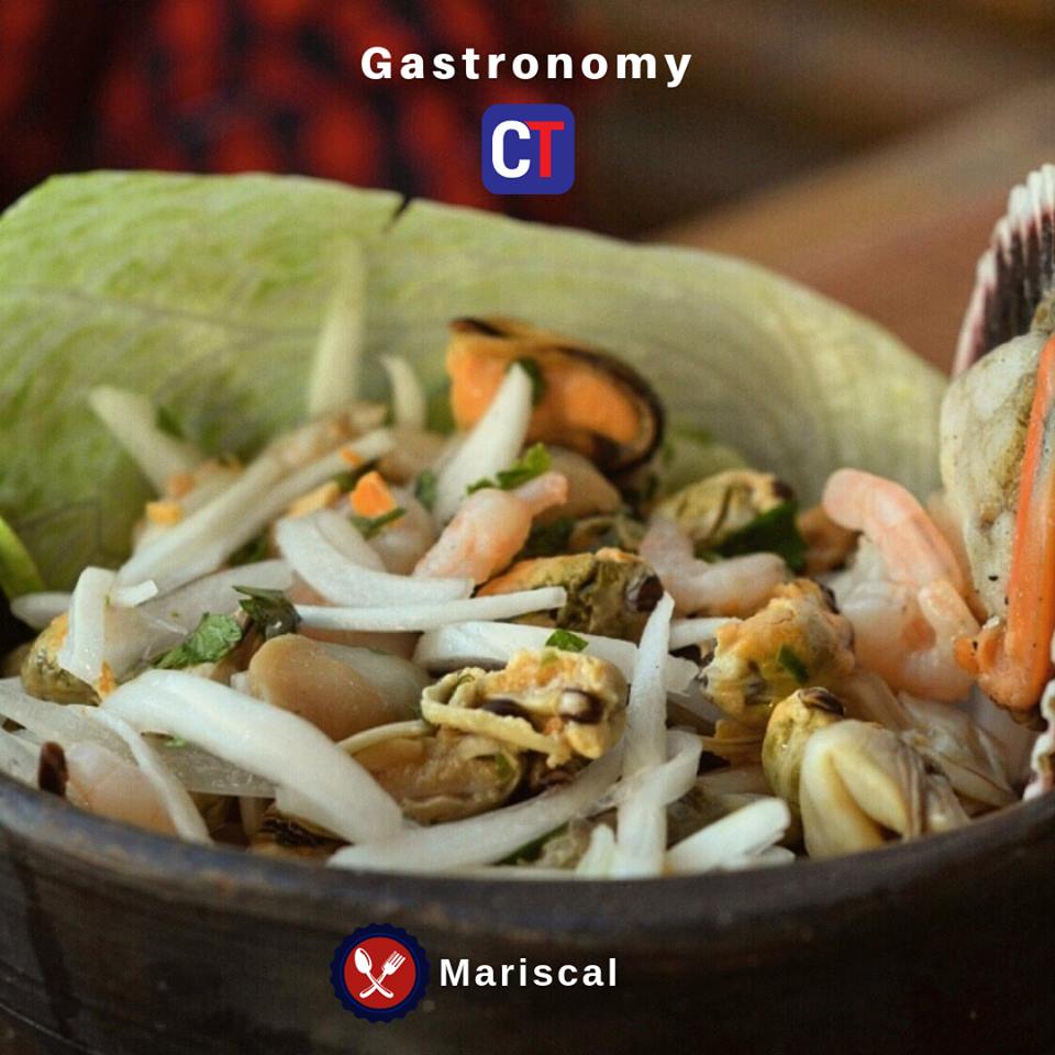 испанская кухня. мидии чили. морепродукты в чили соусе в мешочке по сингапурски. морепродукты чили. итальянские блюда из морепродуктов.