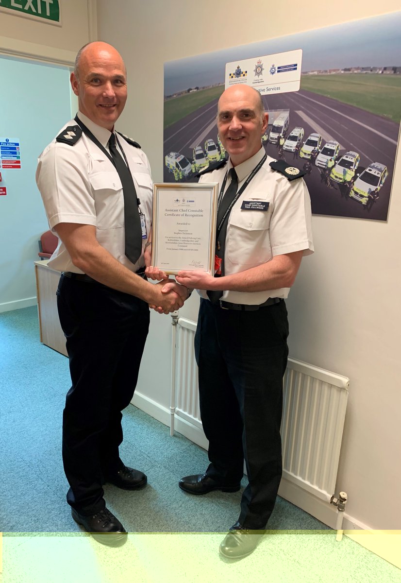 PaulFullwood20's tweet photo. Good luck Insp Steve Dickinson moving to @HertsPolice as Oscar 1 on promotion, we are all grateful for your professionalism, commitment and exceptional leadership within armed policing (APU/JPS) 20 plus years! #qualityleader! @ApuBch, @CambsCops, @bedspolice https://t.co/phfXPgi8Mq