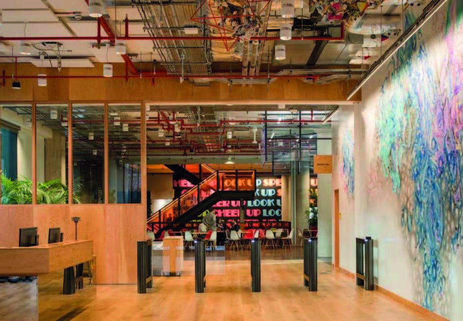 tpbennettllp's tweet photo. Great news, Rathbone Square @facebook office won Best Corporate Workplace at the @BCO_UK London Awards yesterday!
@MakeArchitects
#architecture #rathbonesquare #londonarchitecture #facebook #awards #workplace #commercialproperty #facebookoffices https://t.co/Os94l3TEV9