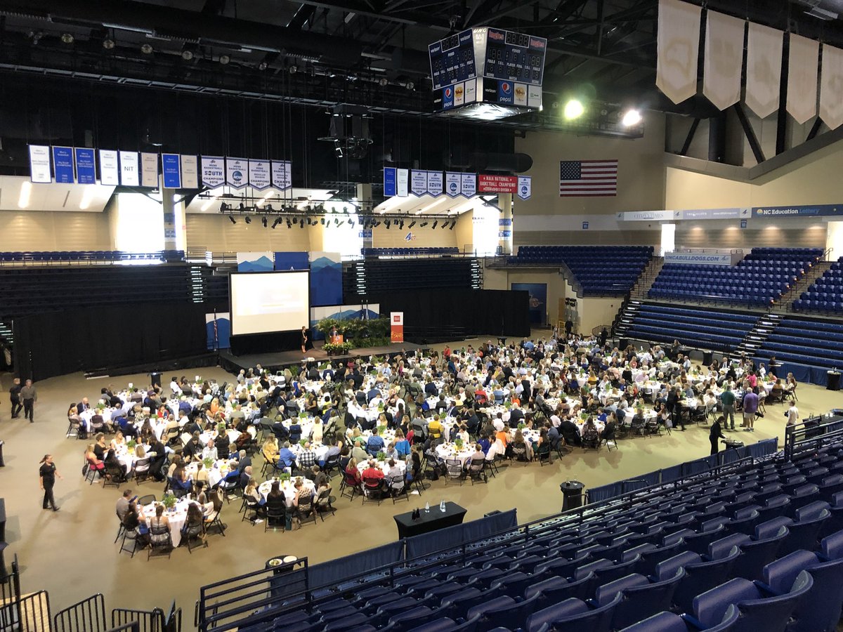 BHAND05's tweet photo. What an amazing record-breaking turnout for this year’s “Our Turn to Play Scholarship Luncheon” presented by @WellsFargo. The annual event supports women’s athletics scholarships for @UNCAvlBulldogs. 

#ThePursuit | #OurTurntoPlay https://t.co/ZoBe4eIgI3